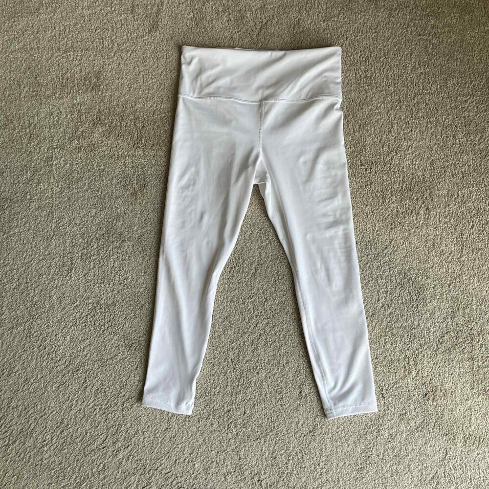 Athleta White Ultra High Rise Elation 7/8 Tight Legging